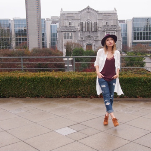 PAIGE Jimmy Jimmy Skinny Distressed Boyfriend Jeans in Riot - Picture 9 of 9